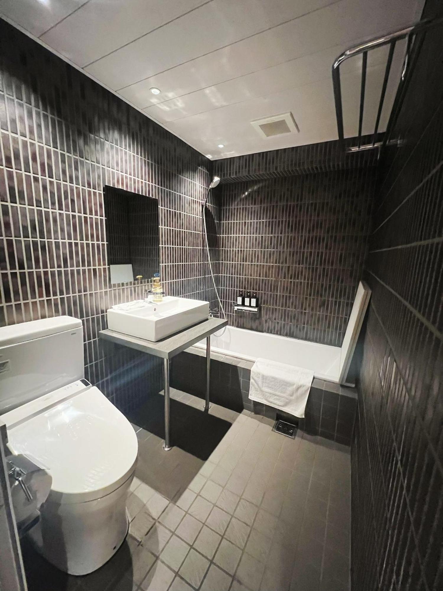 Nplus Akihabara Premium Hotell 3*